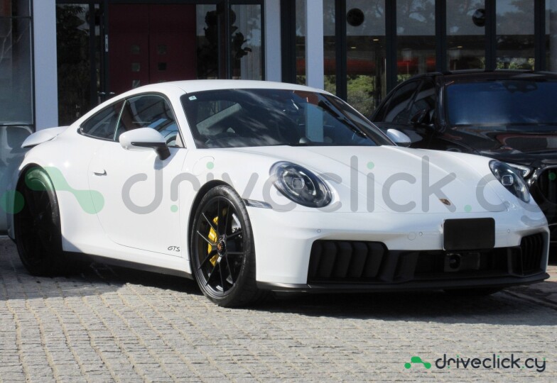 Porsche 911 White