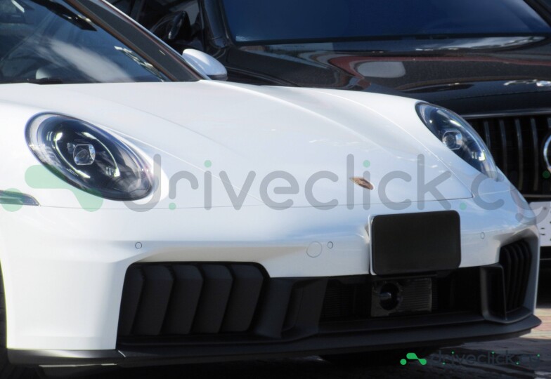 Porsche 911 White