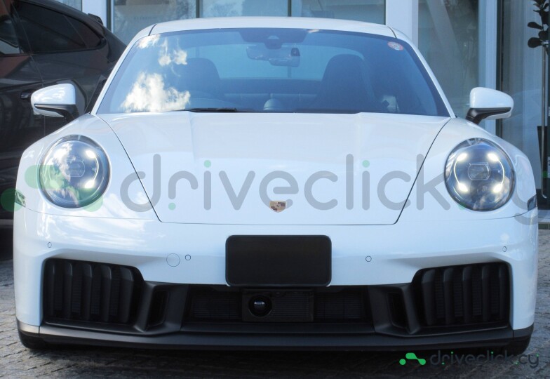 Porsche 911 White
