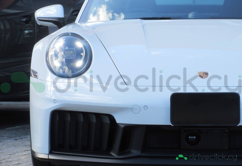 Porsche 911 White