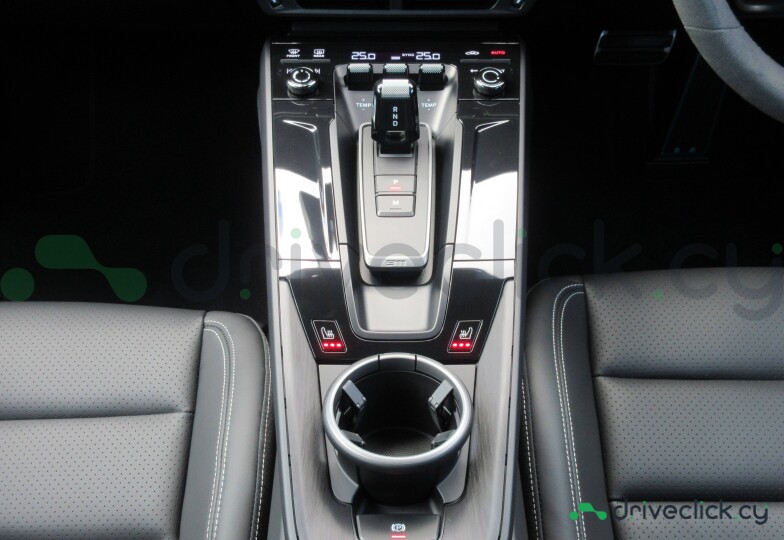 Porsche 911 White