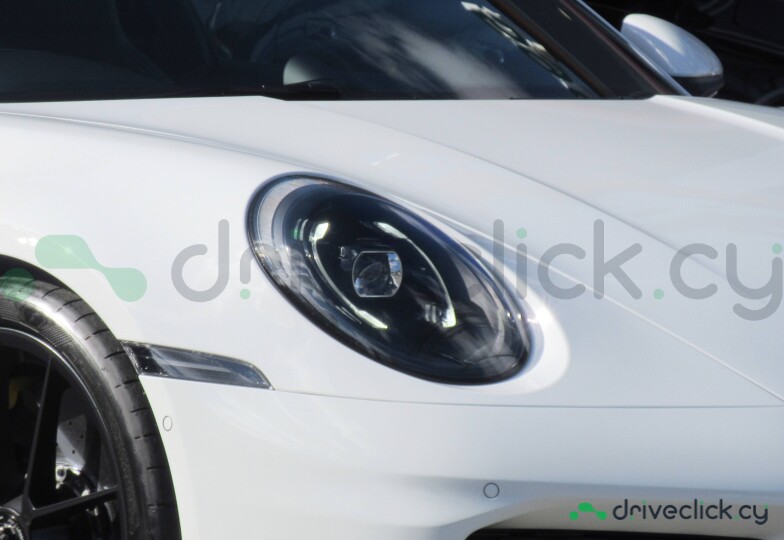 Porsche 911 White