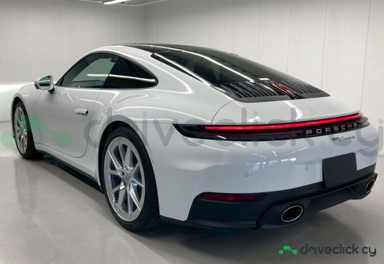 Porsche 911 White