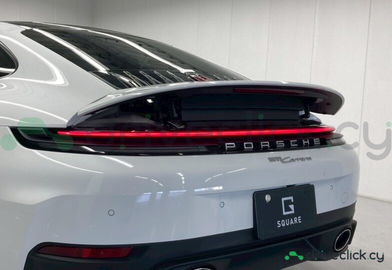 Porsche 911 White