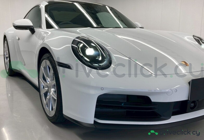 Porsche 911 White