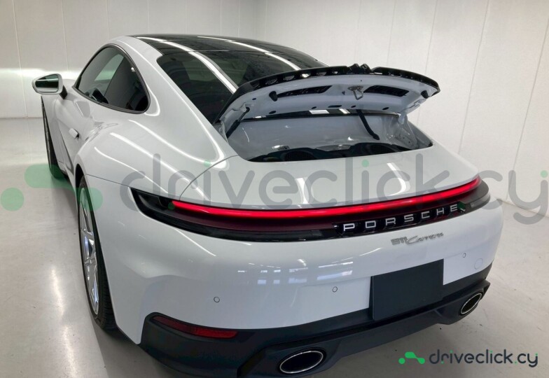 Porsche 911 White