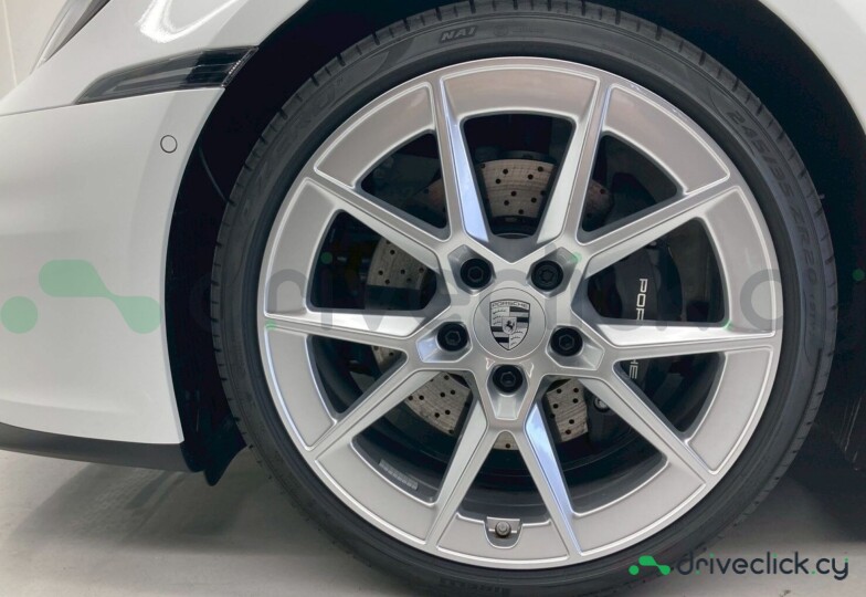 Porsche 911 White
