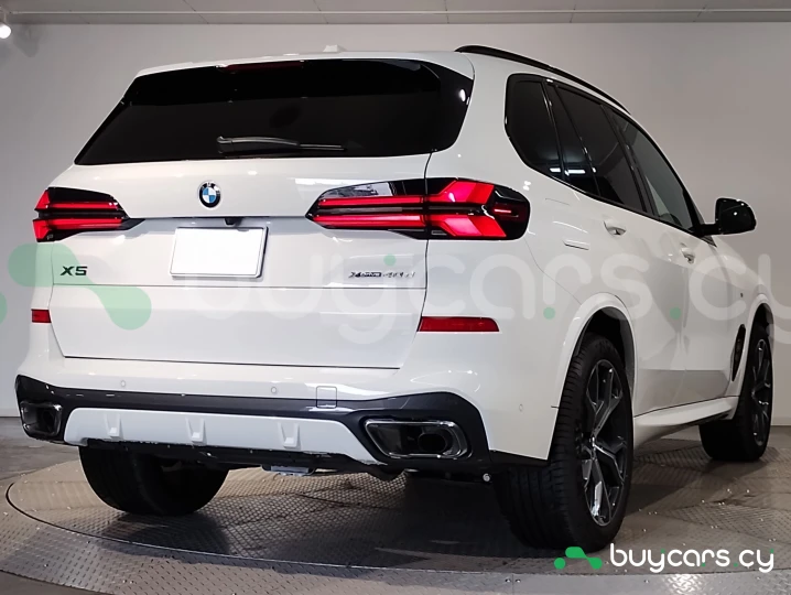 BMW X5 White