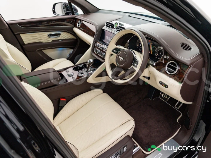 Bentley Bentayga Черный