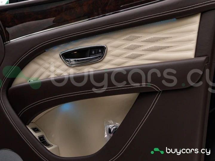 Bentley Bentayga Черный