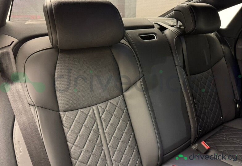 Audi A8 White