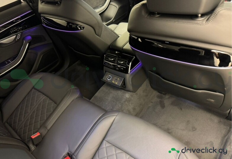 Audi A8 White