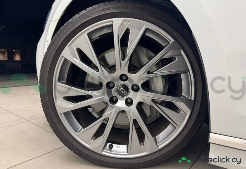 Audi A8 White
