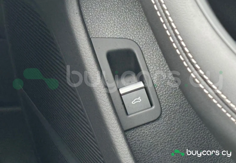 Audi Q8 Черный