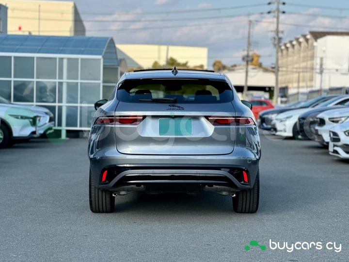 Jaguar F-Pace Серый
