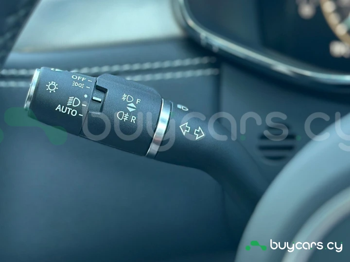 Jaguar F-Pace Серый