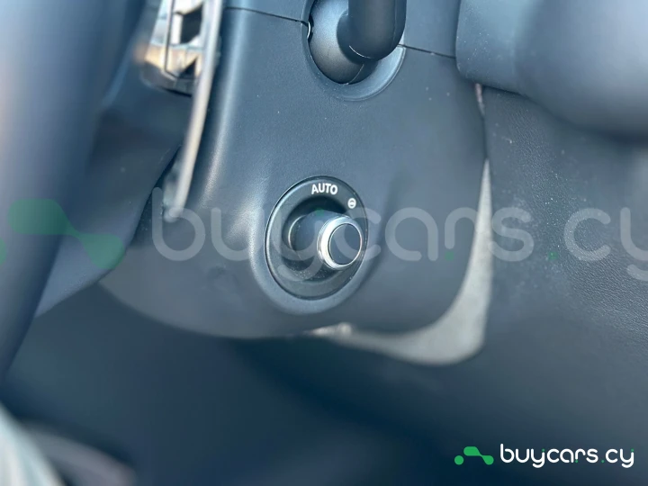 Jaguar F-Pace Серый