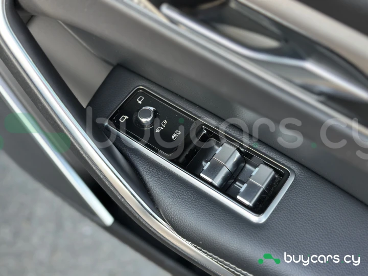 Jaguar F-Pace Серый