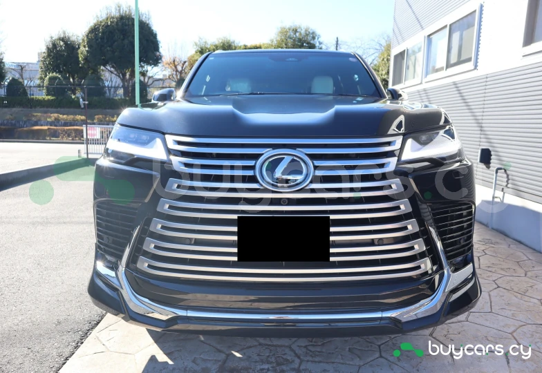 Lexus LX Черный