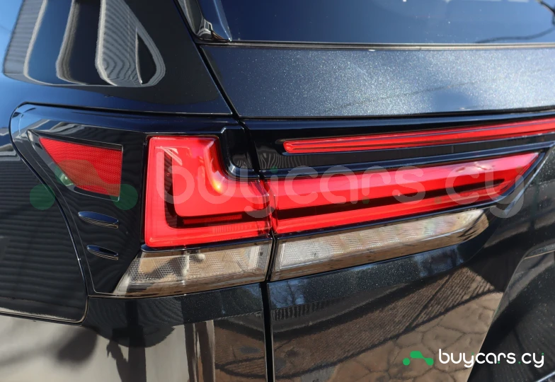 Lexus LX Черный