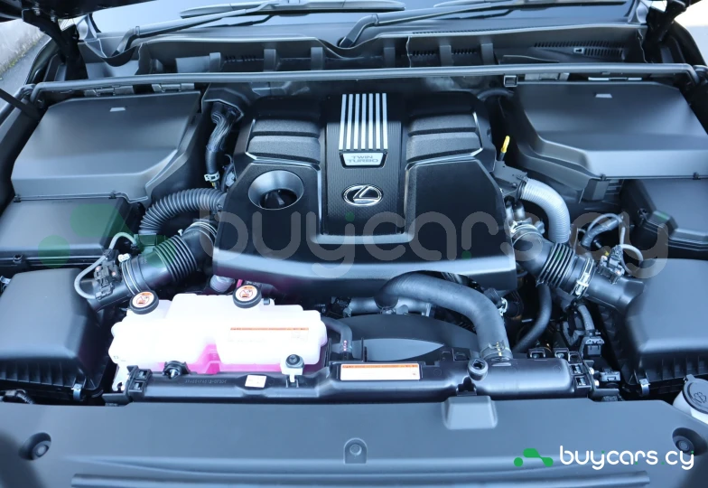 Lexus LX Черный