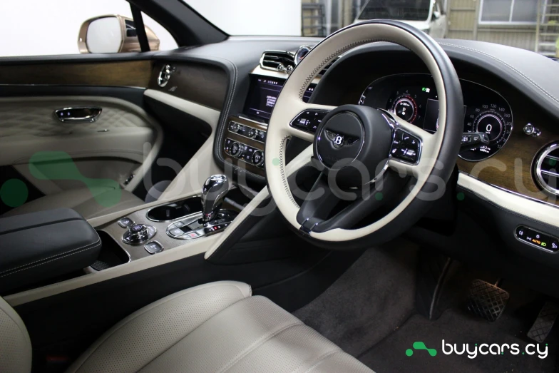 Bentley Bentayga Другой