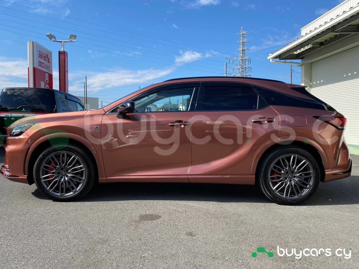 Lexus RX Красный