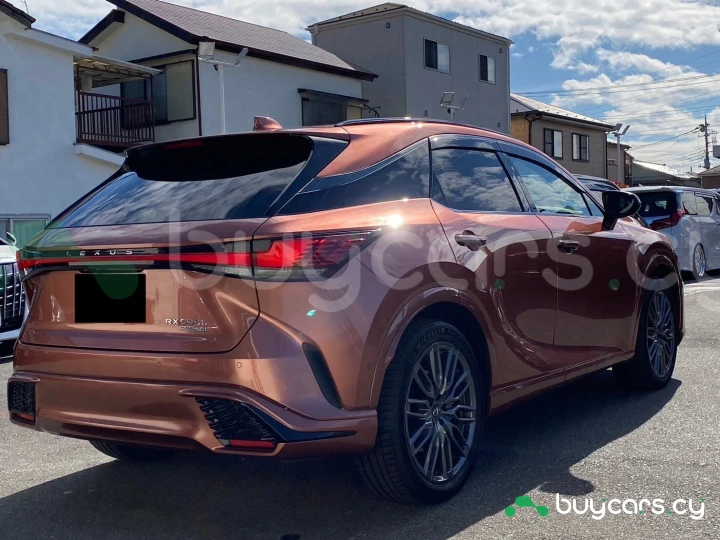 Lexus RX Красный