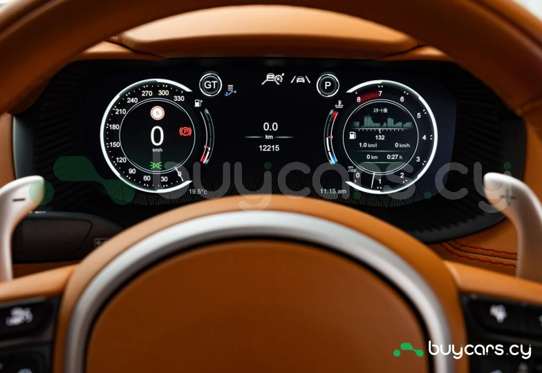 Aston Martin DBX Белый