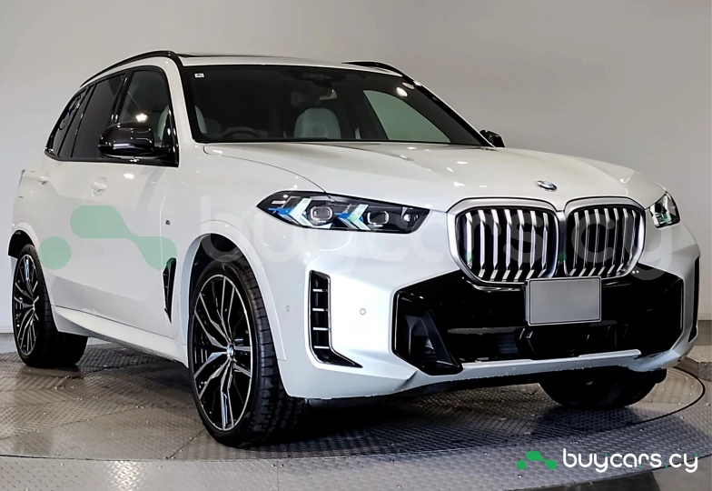 BMW X5 White