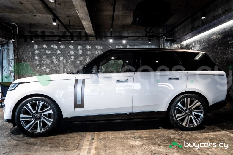 Land Rover Range Rover Белый