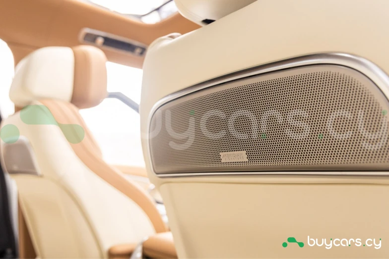 Land Rover Range Rover Белый