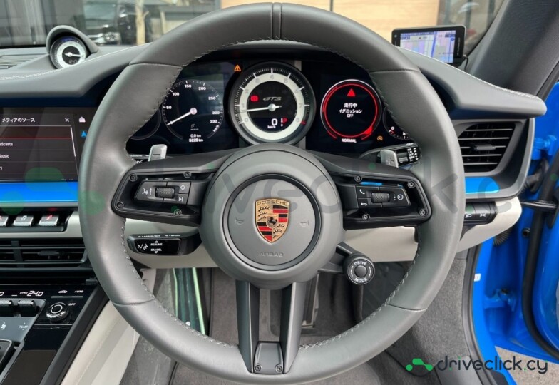 Porsche 911 Blue