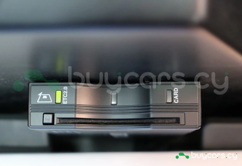 Land Rover Discovery Sport Серый