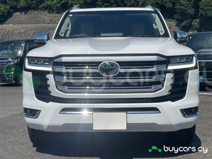 Toyota Land Cruiser Белый