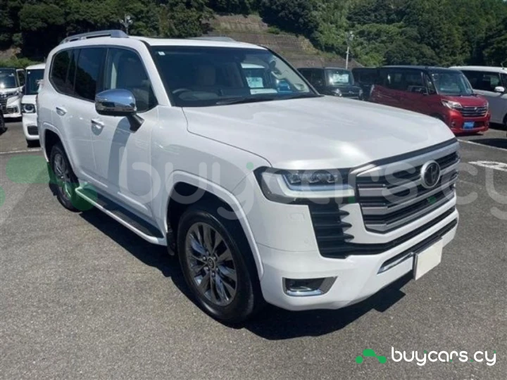 Toyota Land Cruiser Белый