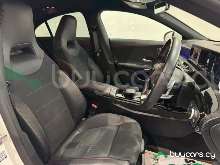 Mercedes CLA-class Белый