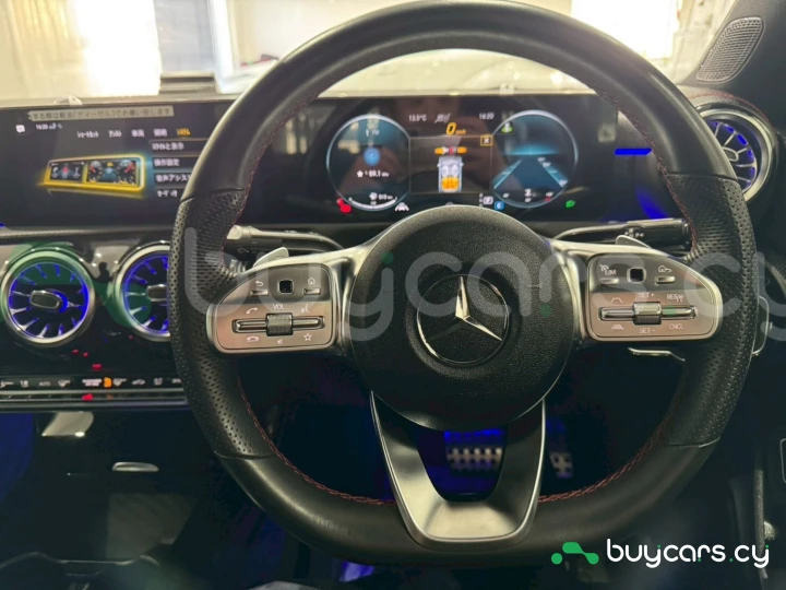 Mercedes CLA-class Белый