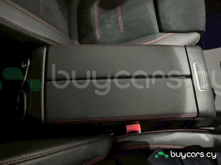 Mercedes CLA-class Белый