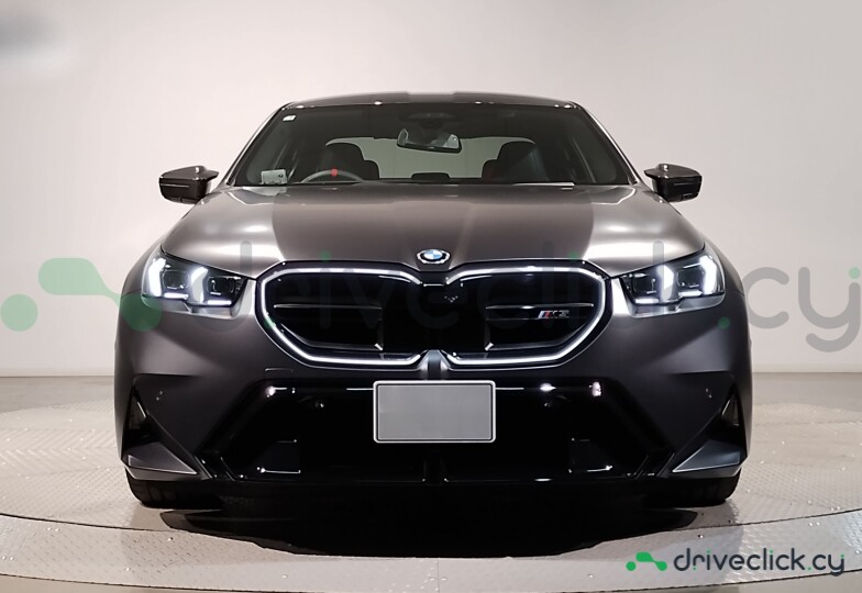 BMW M5 Black