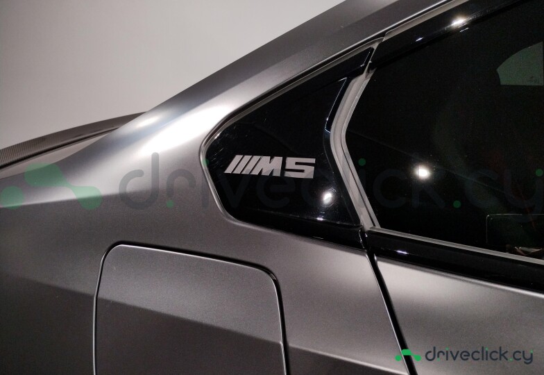 BMW M5 Black