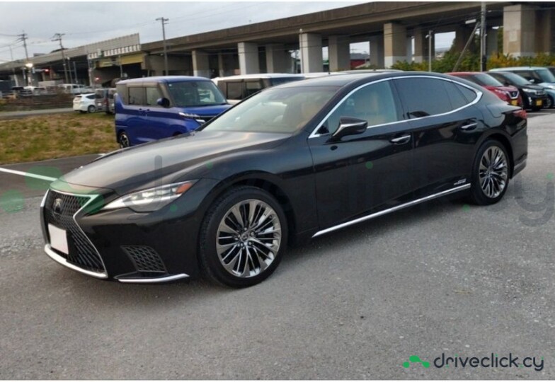 Lexus LS Black