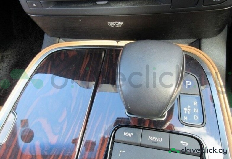 Lexus LS Black