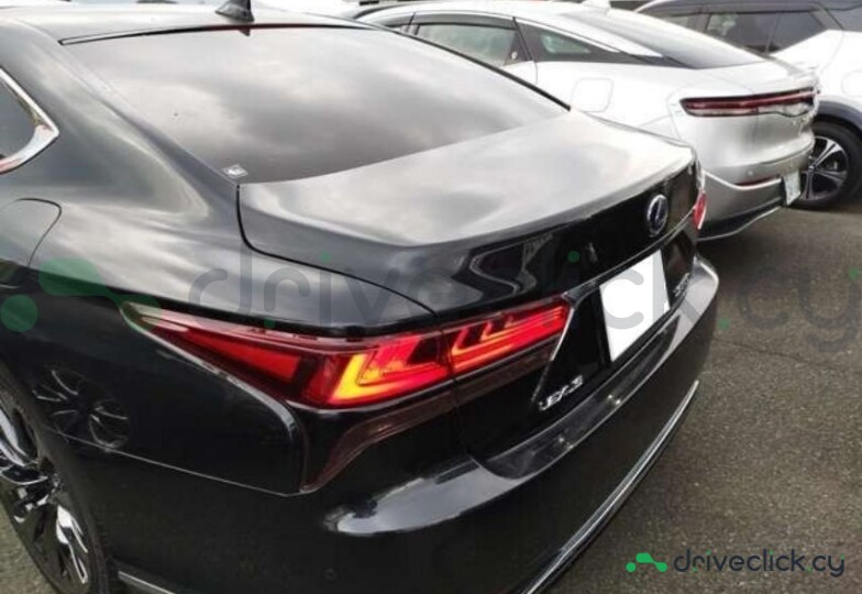 Lexus LS Black