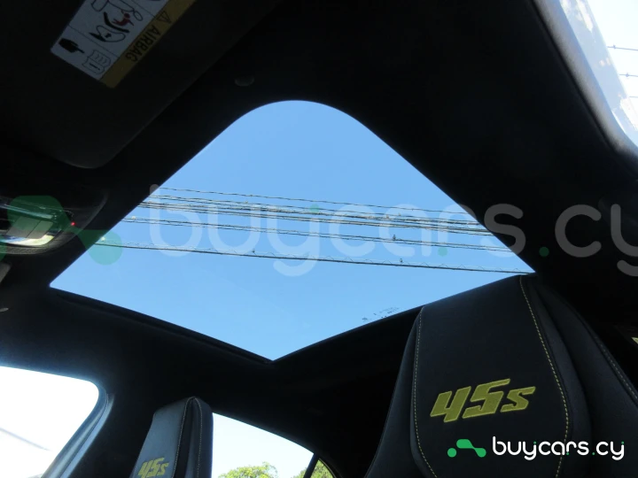 Mercedes A-class Белый