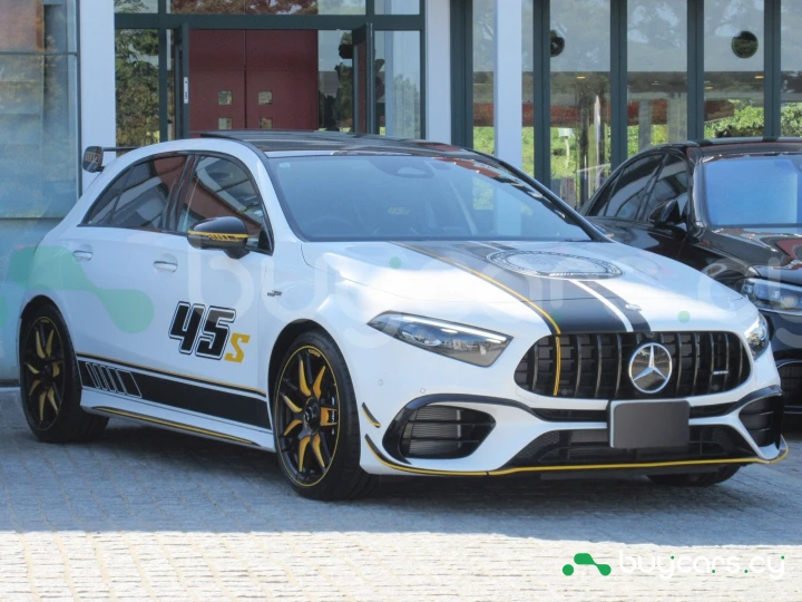 Mercedes A-class Белый