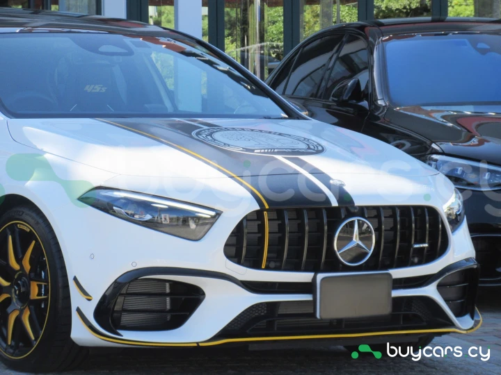 Mercedes A-class Белый