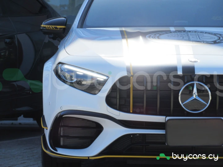Mercedes A-class Белый