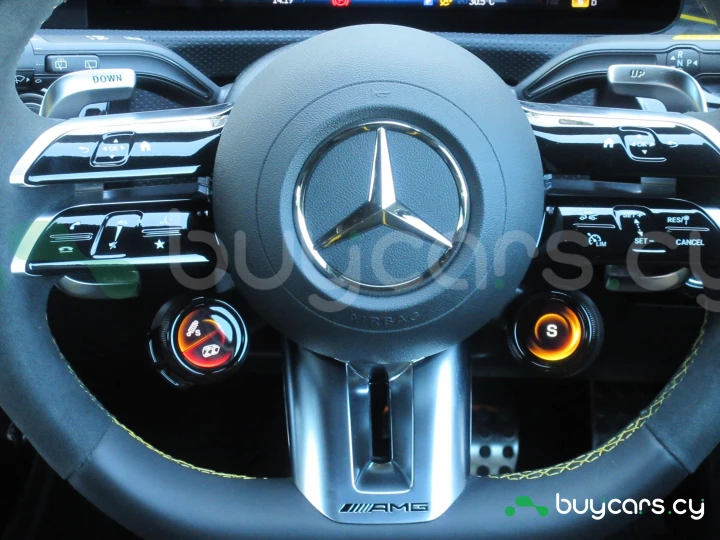 Mercedes A-class Белый