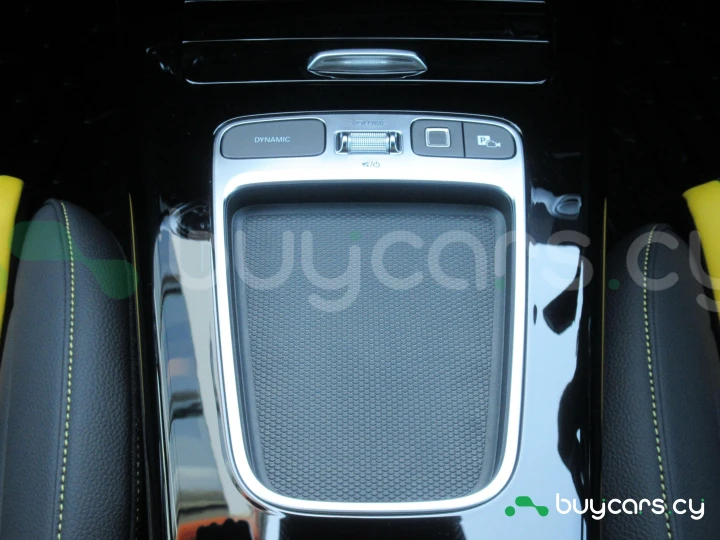 Mercedes A-class Белый